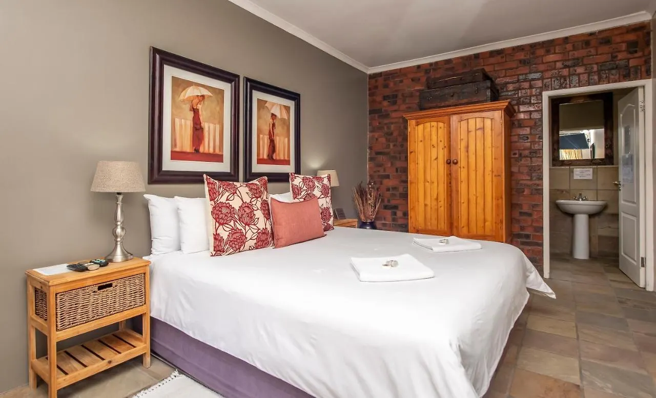 Excellent Guest House Bellville 3*,